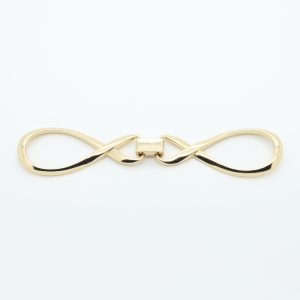 Accessoire bikini en forme de 8