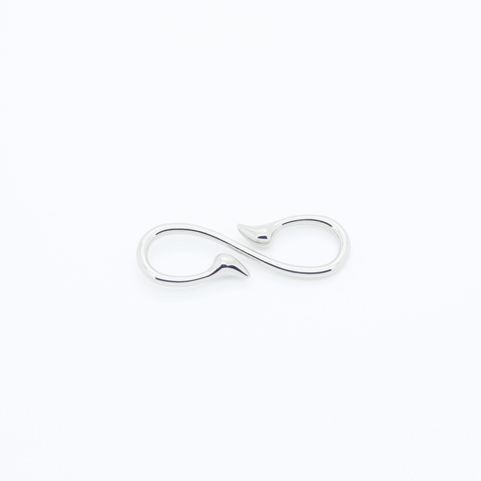 Connecteur bikini en forme 8