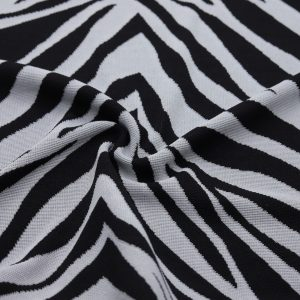 Jacquard noir et blanc motif zèbre