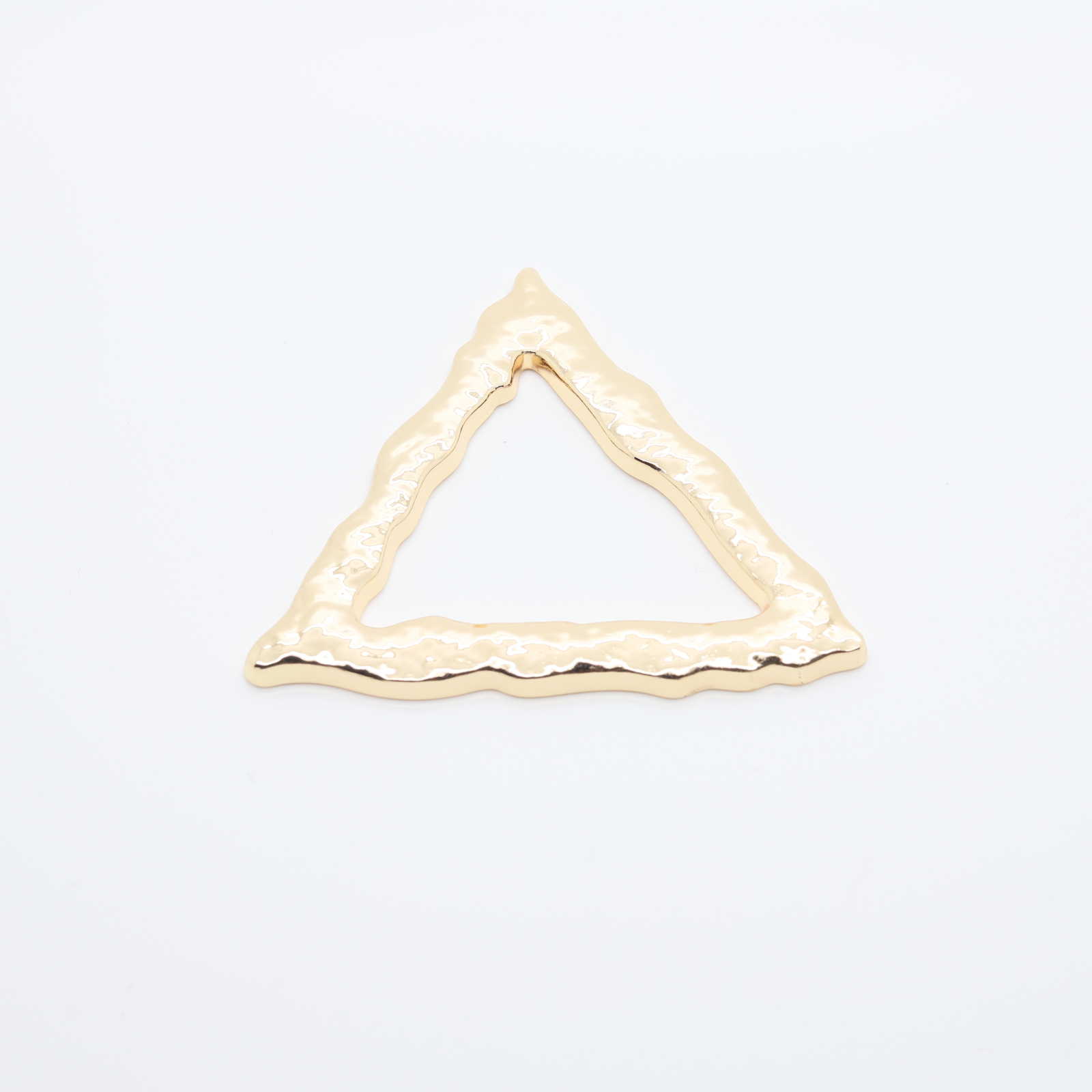 Large triangle connector
