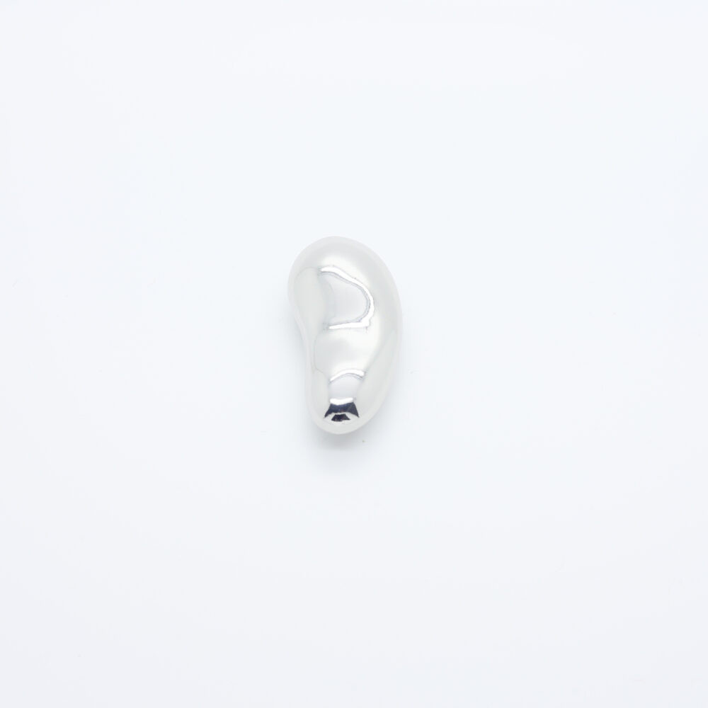 Anello con dettaglio argento
