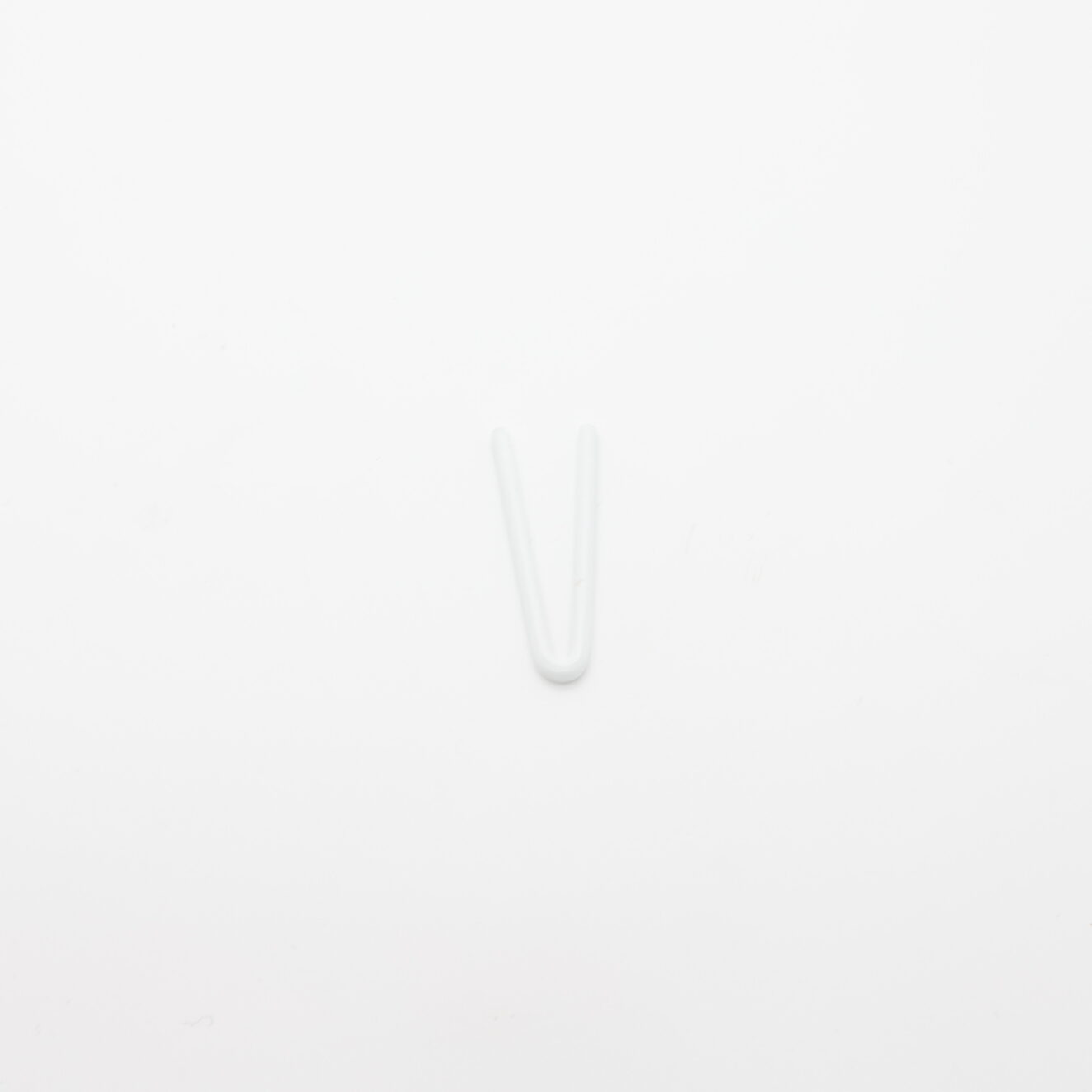 Nylon-coated metal V-shaped divider