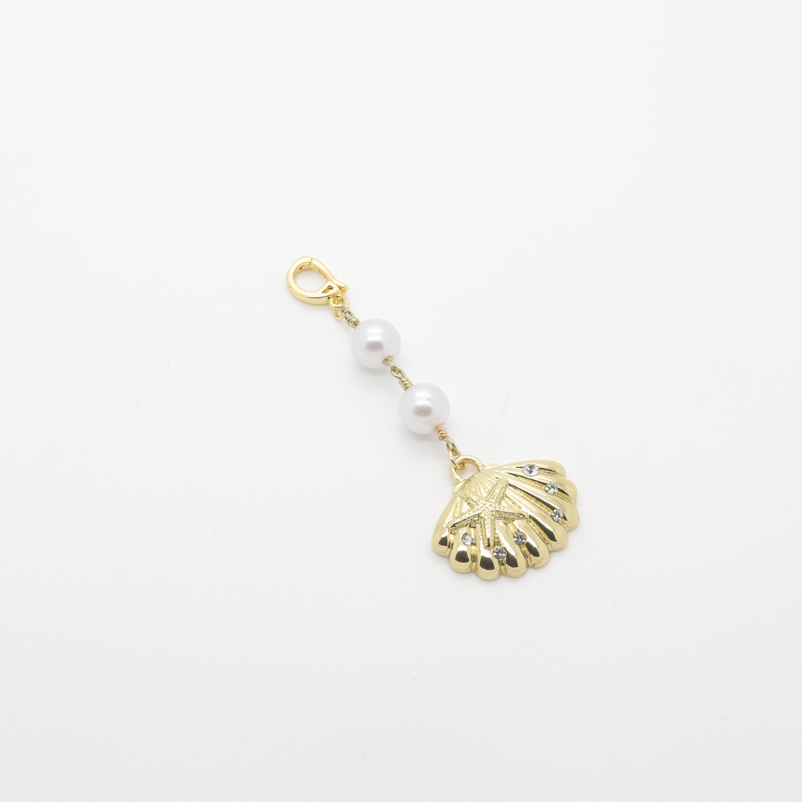 Decorative shell pendant