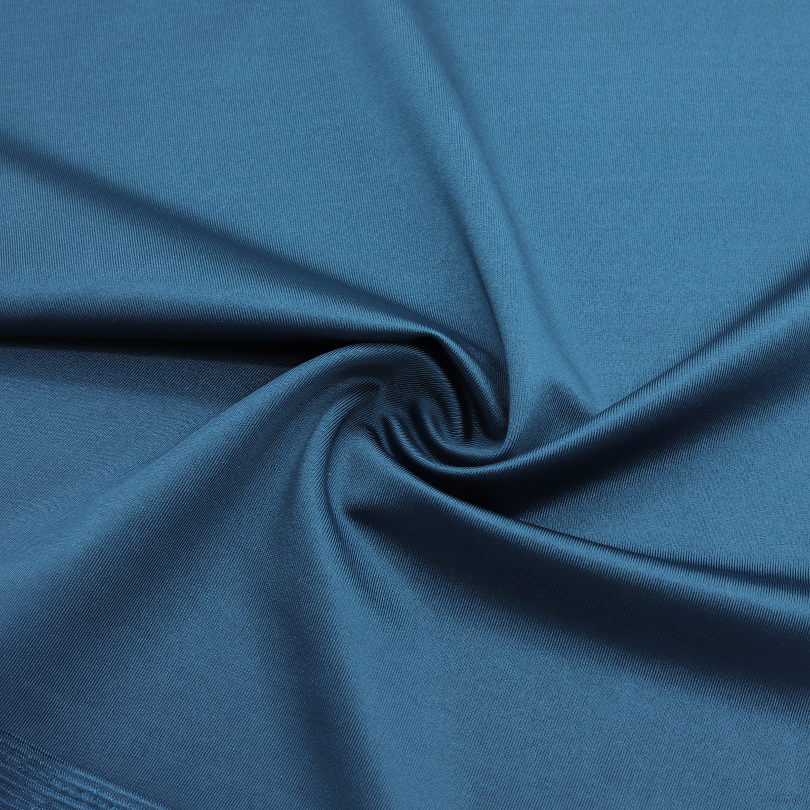 Tissu Lycra effet satiné bleu pétrole | D'YRSAN tissu lycra effet satiné bleu pétrole