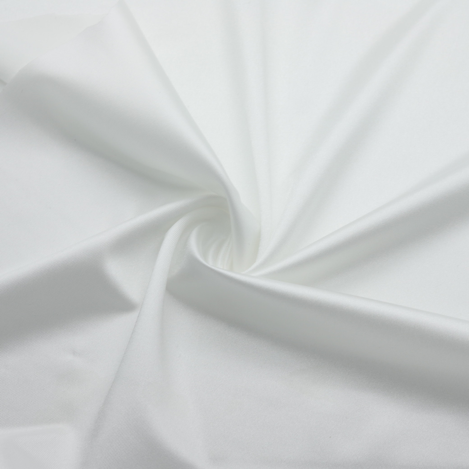 Tissu Lycra effet satiné ivoire | D'YRSAN tissu lycra effet satiné ivoire