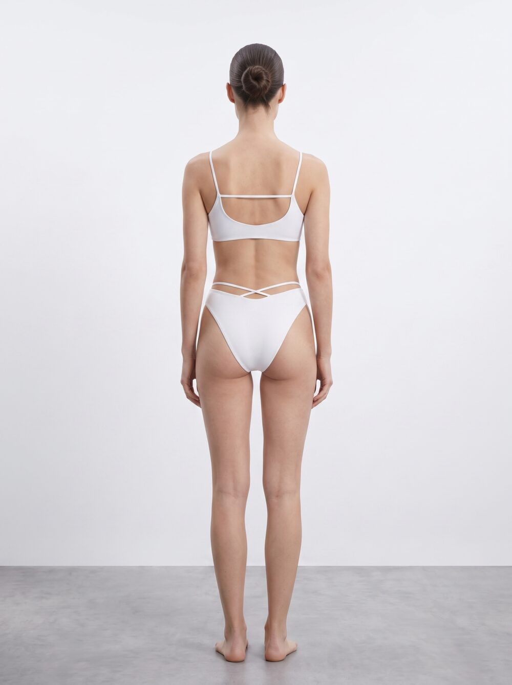DYSW-212 Bikini brassière et tanga à doubles liens